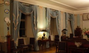 blue classic curtains at Kukshas manor
