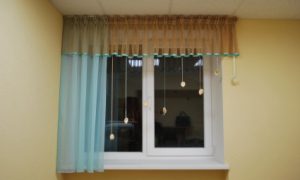 Curtains for day-care and schools