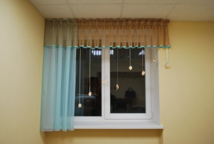 Curtains for day-care and schools