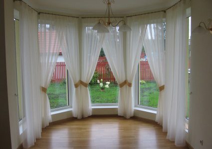 white daytime curtains