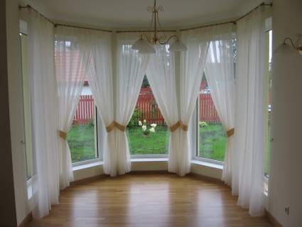 white daytime curtains