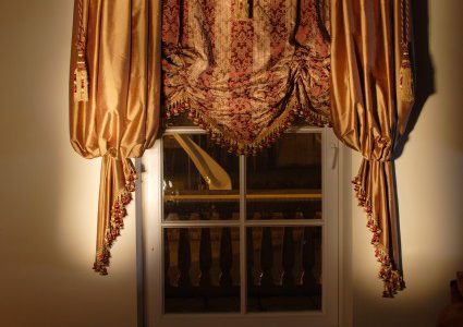 Austrian blinds